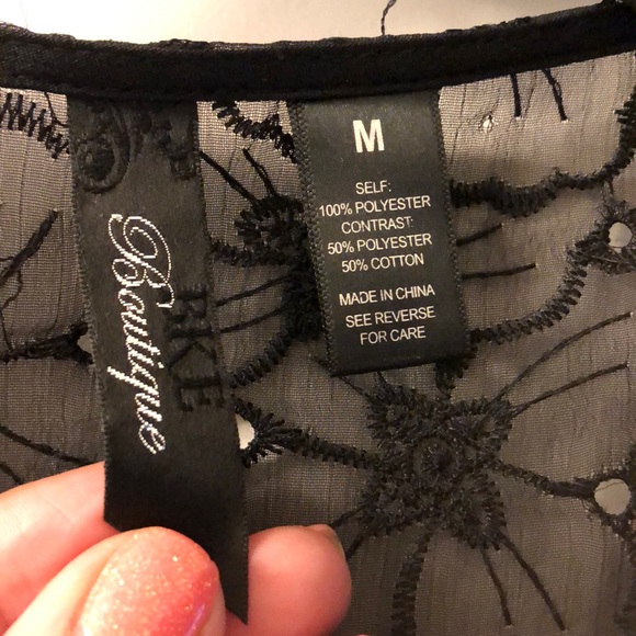 Button down top - Picture 4 of 4